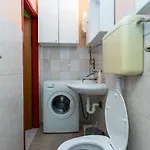Toni With Free Parking Appartement *